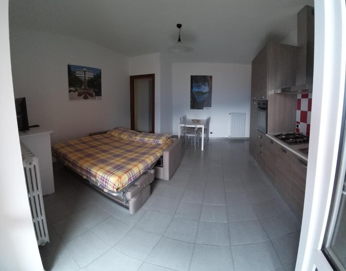 Residence Casa Rosa Джера Ларио Екстериор снимка