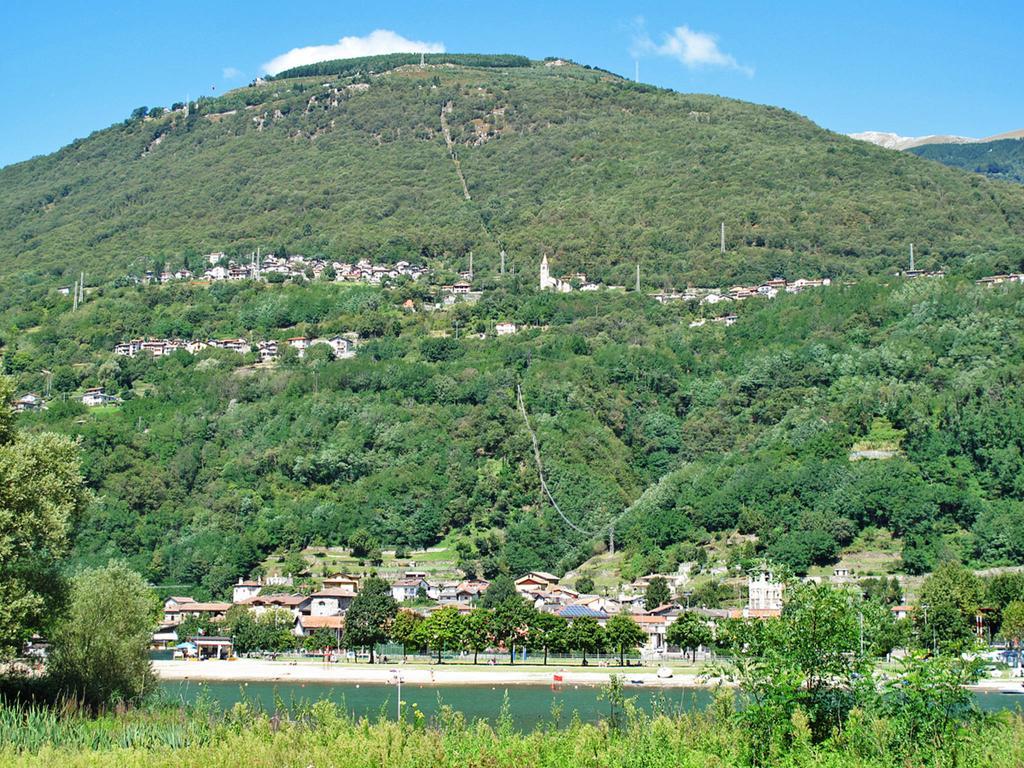 Residence Casa Rosa Джера Ларио Екстериор снимка