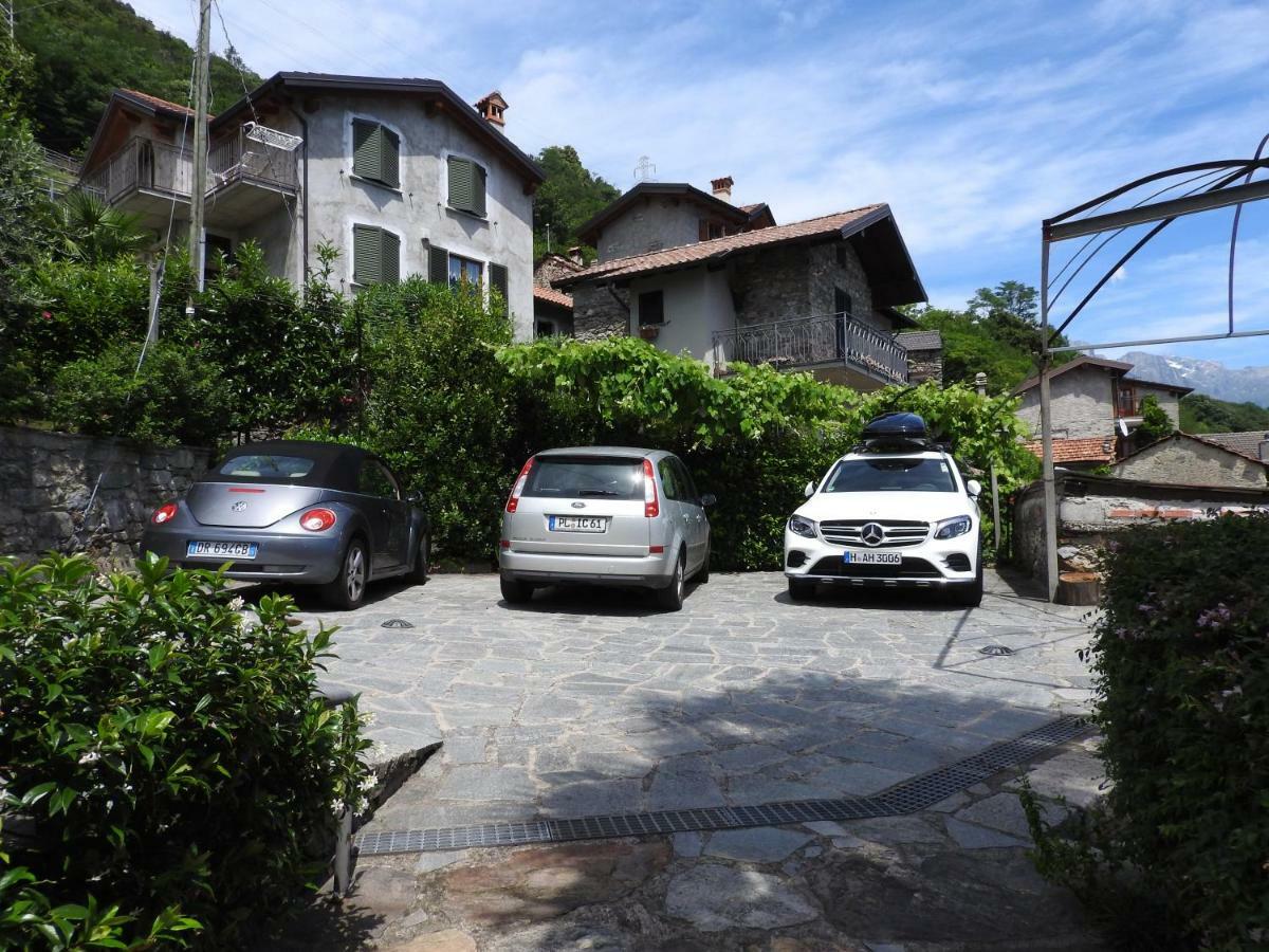 Residence Casa Rosa Джера Ларио Екстериор снимка