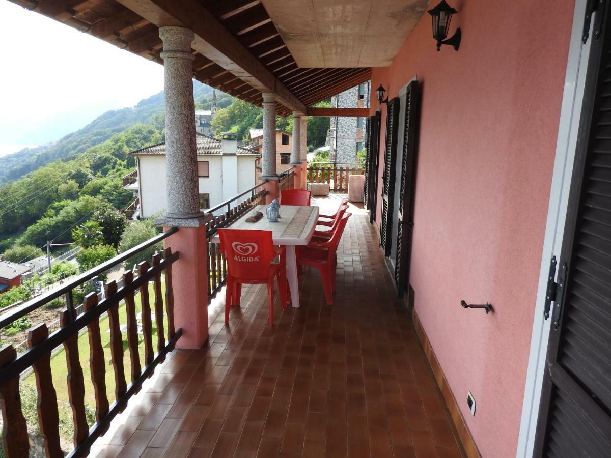 Residence Casa Rosa Джера Ларио Екстериор снимка